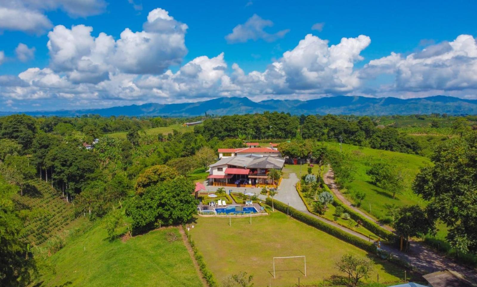 Finca Turistica Los Alpes 킴바야 외부 사진